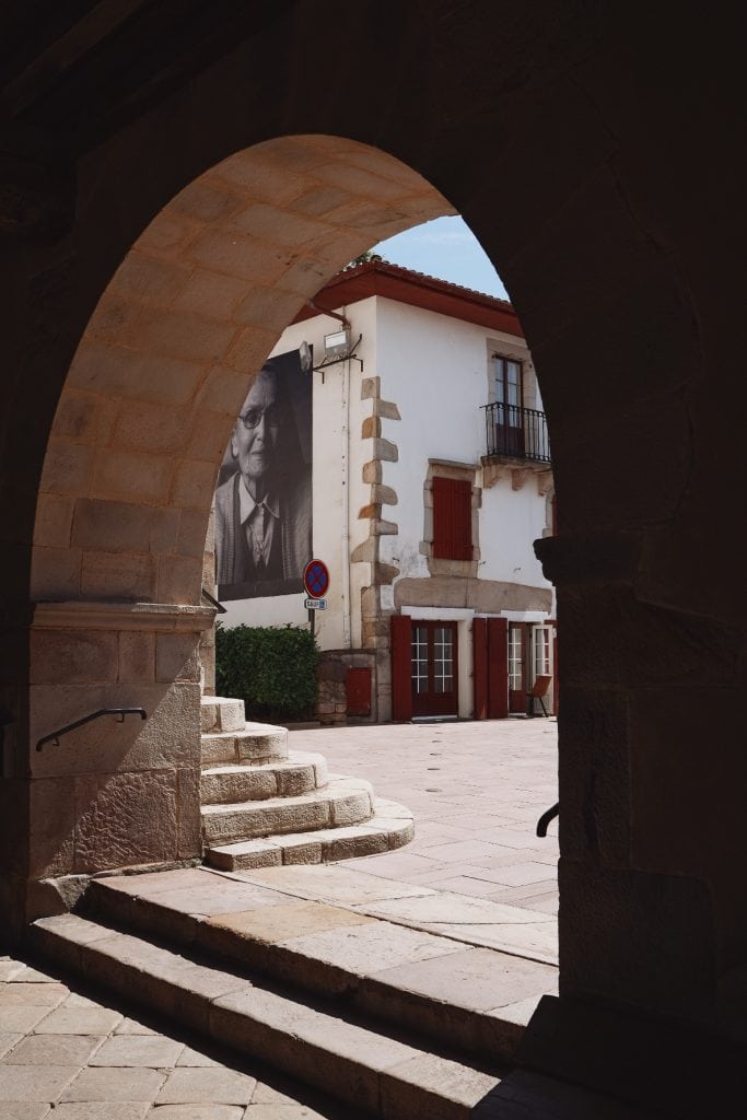 morgane-schaller-ascain-village