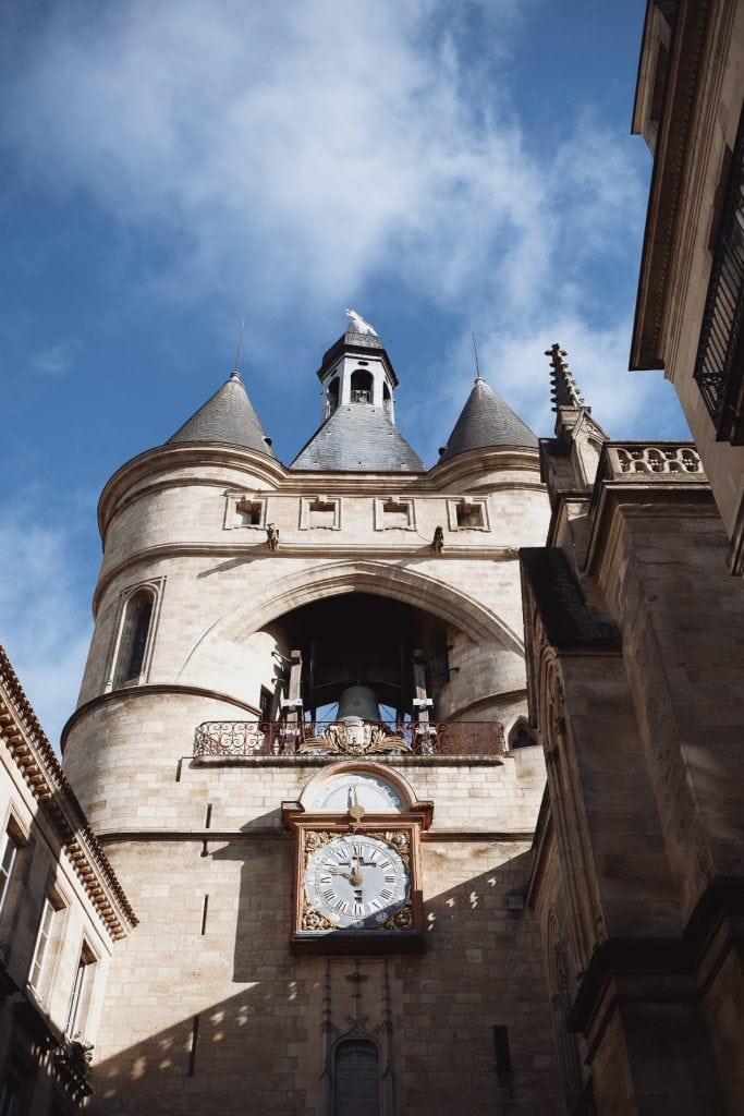 2 jours à Bordeaux : mon guide des incontournables 37 morgane-schaller-bordeau-porte-horloge