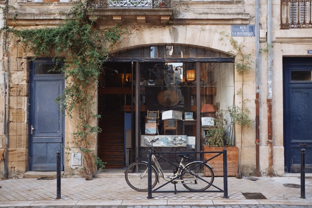 2 jours à Bordeaux : mon guide des incontournables 45 morgane-schaller-bordeaux-rue-de-la-rousselle